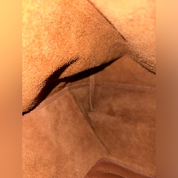 Cuyana Classic Pebbled Leather Zip Tote - Picture 8 of 9